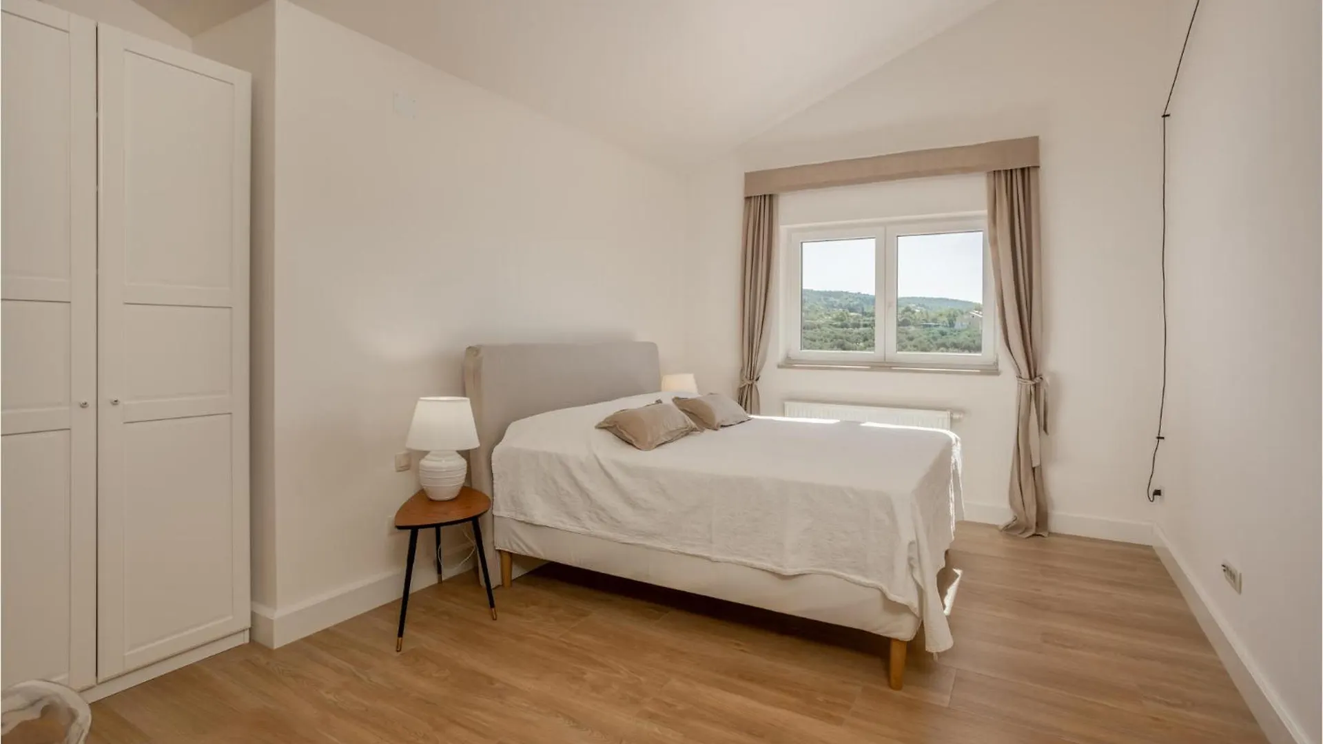 Holiday home 4 Bedroom Nice Home In Barbat Barbat na Rabu