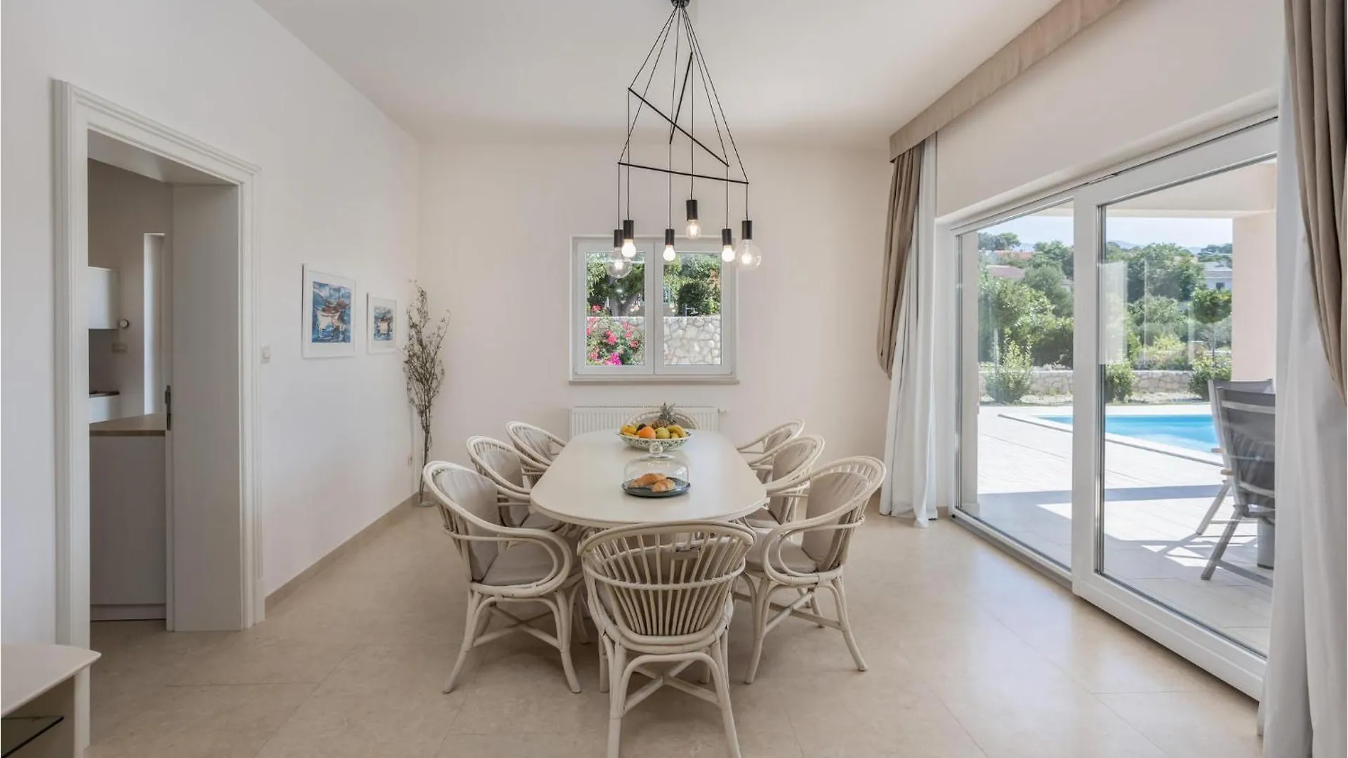 4 Bedroom Nice Home In Barbat Barbat na Rabu 0*,